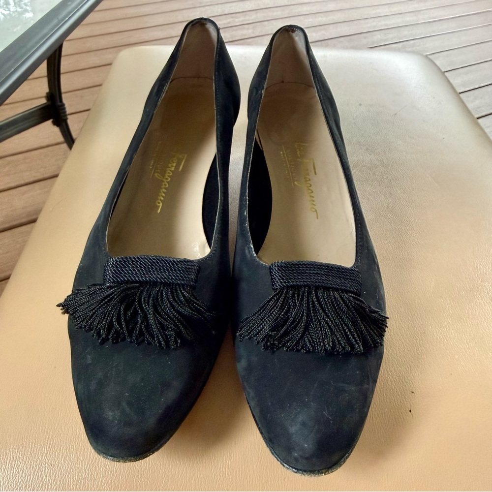 Salvatore Ferragamo Black Suede Tassel Low Heeled Loafer Size 9 AA